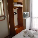 Otel Kerman 3*
