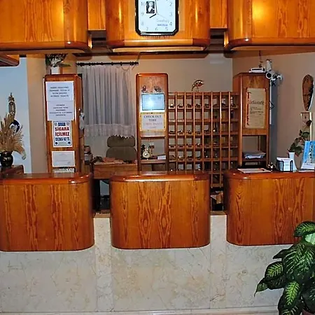 Hotel Kerman 3*