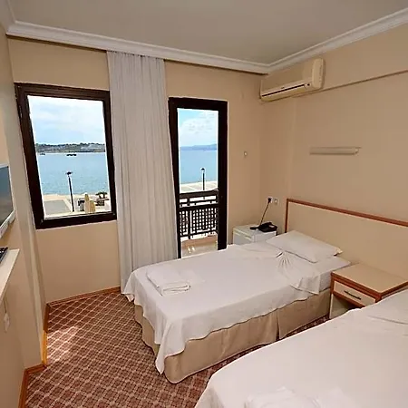 Kerman Hotel 3*